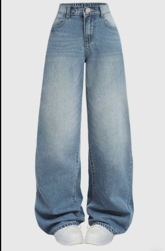Ultra Baggy Light-Wash Wide-Leg Jeans